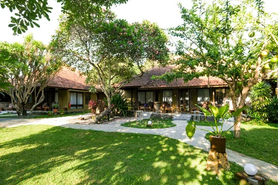 Beach Lawn Peneeda View