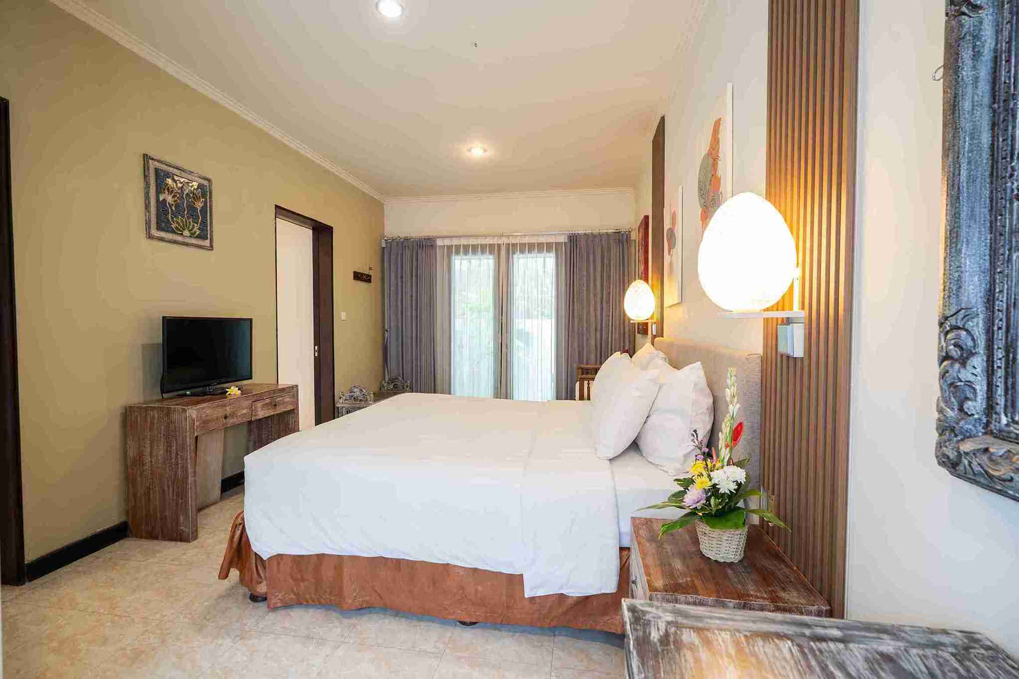 Family Room Peneeda View