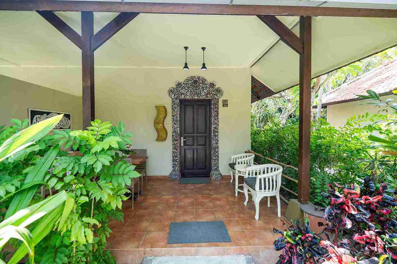 Private Bungalow Peneeda View